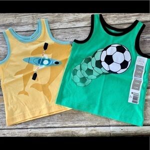 🦊2- NWT TANKS